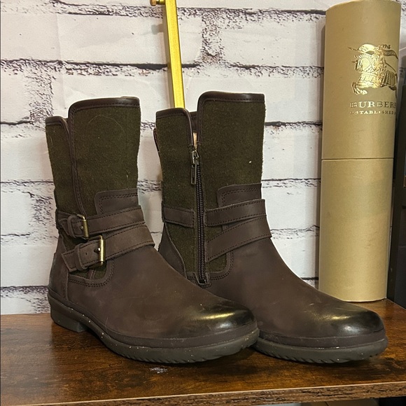 UGG Shoes - UGG Dark Brown and Green waterproof Boots